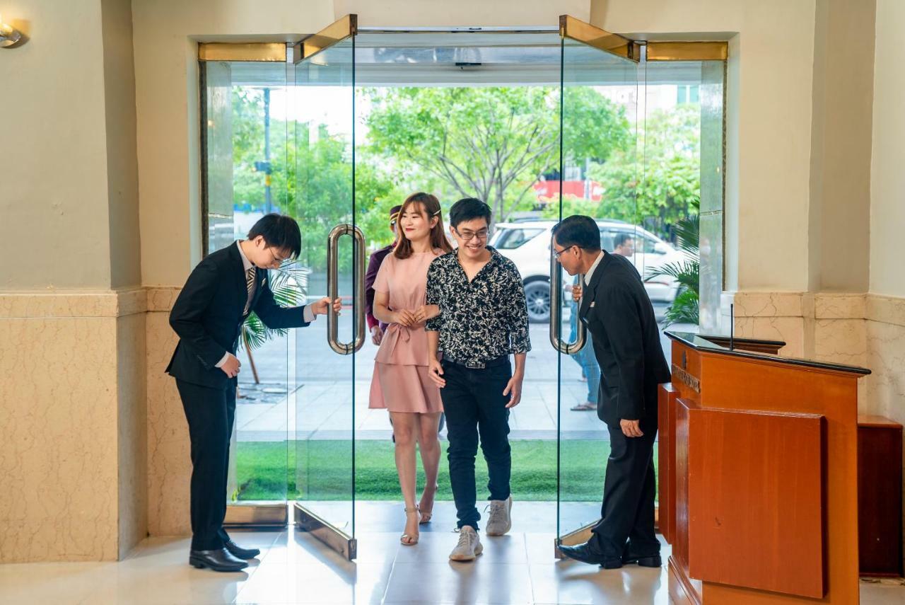 โรงแรมออสการ์ไซ่ง่อน โฮจิมินห์ซิตี้ ภายนอก รูปภาพ